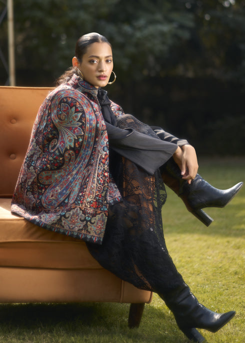 Split Sleeve Zari Embroidered Jacket